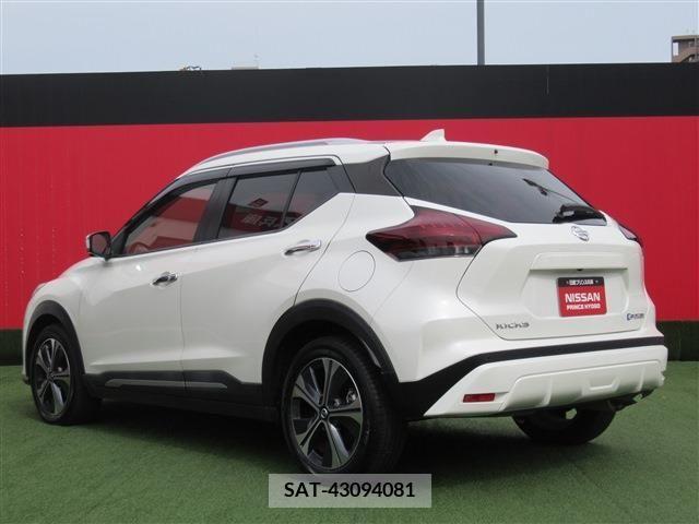 Nissan KICKS 2020-09 274077-1
