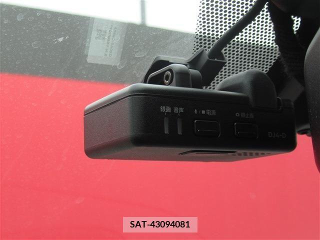 Nissan KICKS 2020-09 274077-16