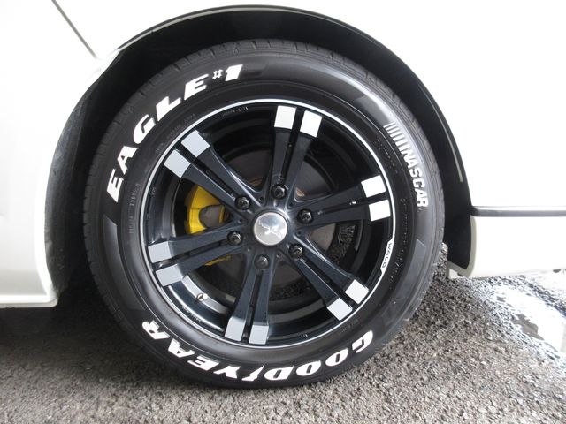 Toyota HIACE WAGON 2015-12 192179-3
