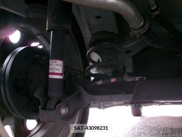 Suzuki SPACIA 2018-12 368714-28