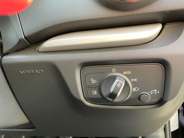 Audi A3 SEDAN 2015-07 344-18