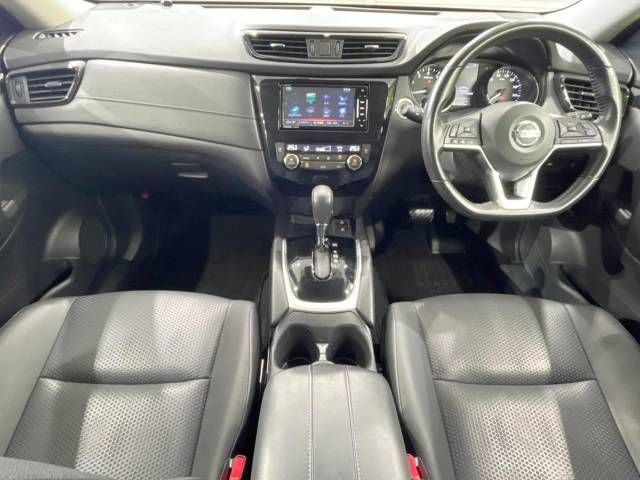 Nissan X-TRAIL 2019-01 25275-1