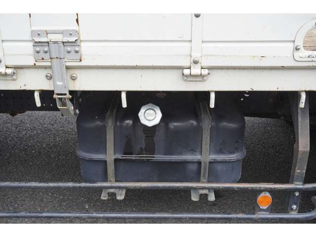 Isuzu FORWARD 2016-08 22974-14
