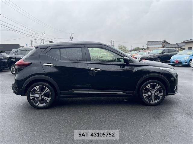 Nissan KICKS 2020-09 234423-3