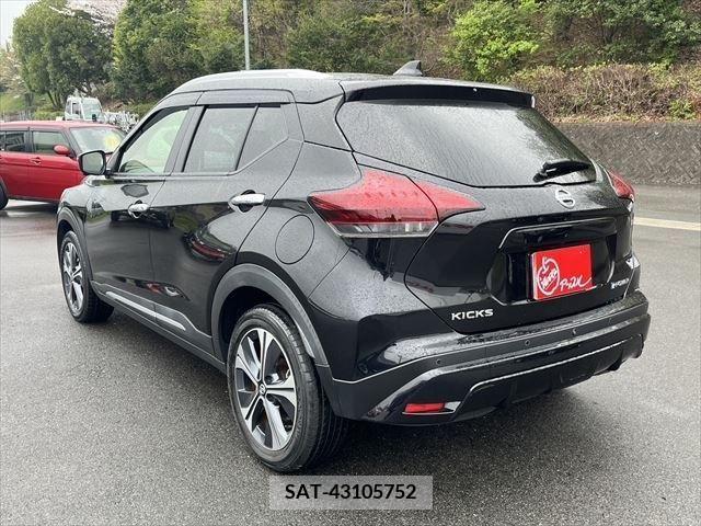 Nissan KICKS 2020-09 234423-6