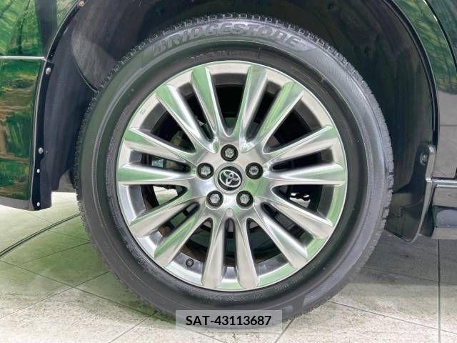 Toyota HARRIER 2018-03 213604-13