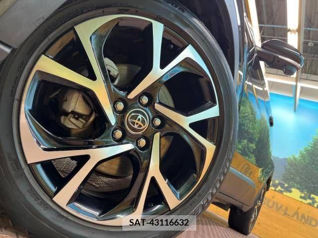 Toyota C-HR 2017-06 264192-12