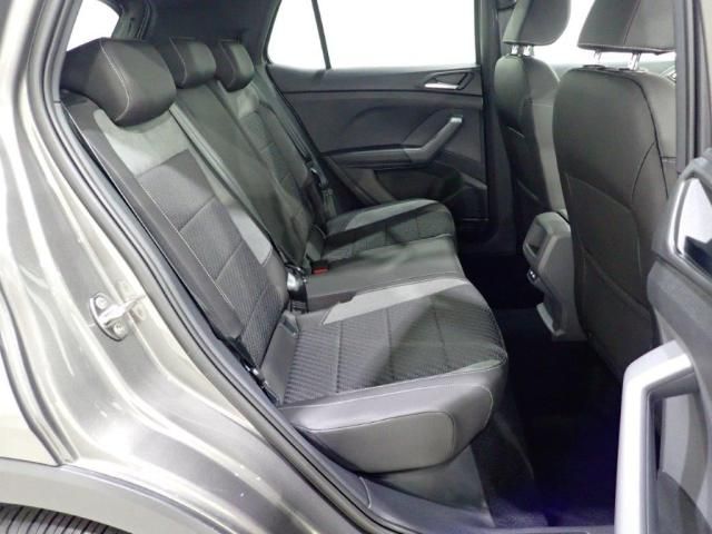 VolksWagen T-CROSS 2022-03 12116-17
