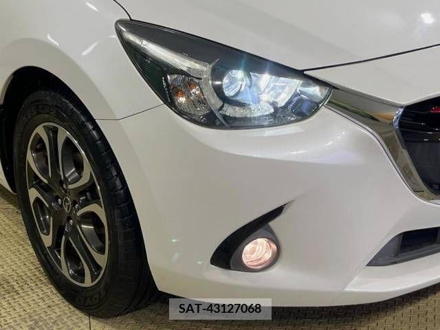 Mazda DEMIO 2014-12 268443-9
