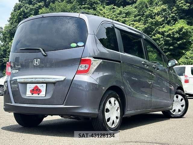 Honda FREED 2015-08 327994-2