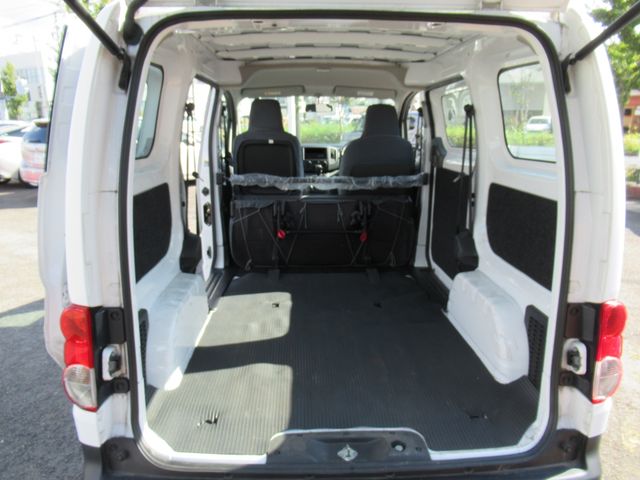 Mitsubishi DELICA VAN 2017-09 16874-5