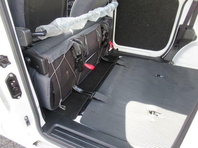Mitsubishi DELICA VAN 2017-09 16874-4