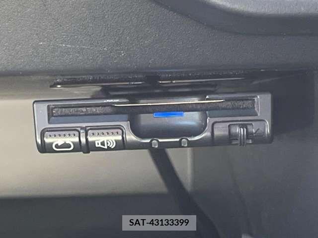 Nissan NOTE 2020-04 365489-6