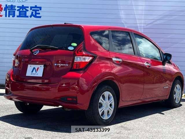 Nissan NOTE 2020-04 365489-17