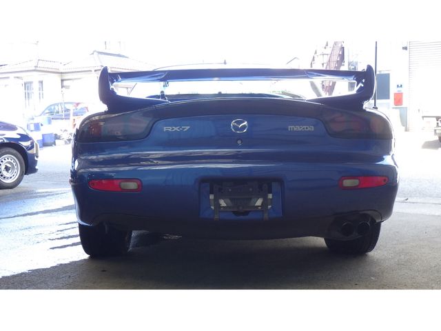 Mazda RX-7 2000-03 686-6