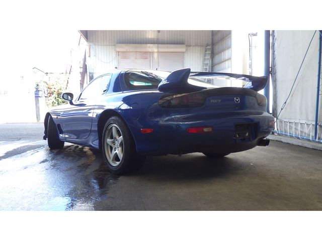 Mazda RX-7 2000-03 686-2