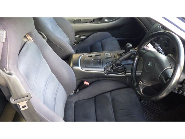 Mazda RX-7 2000-03 686-22