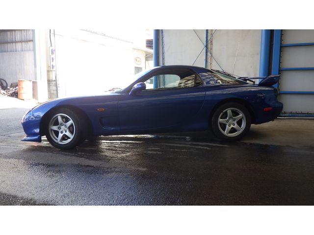 Mazda RX-7 2000-03 686-5