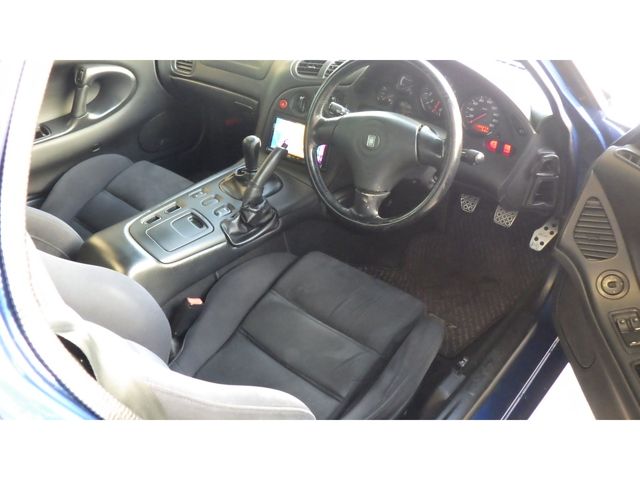 Mazda RX-7 2000-03 686-1