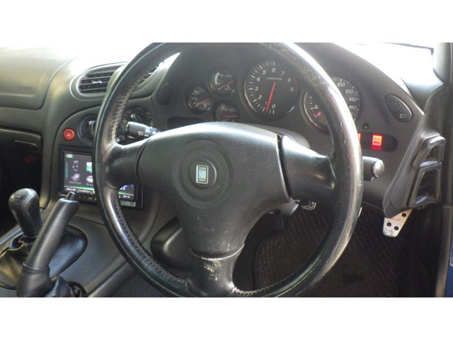 Mazda RX-7 2000-03 686-21