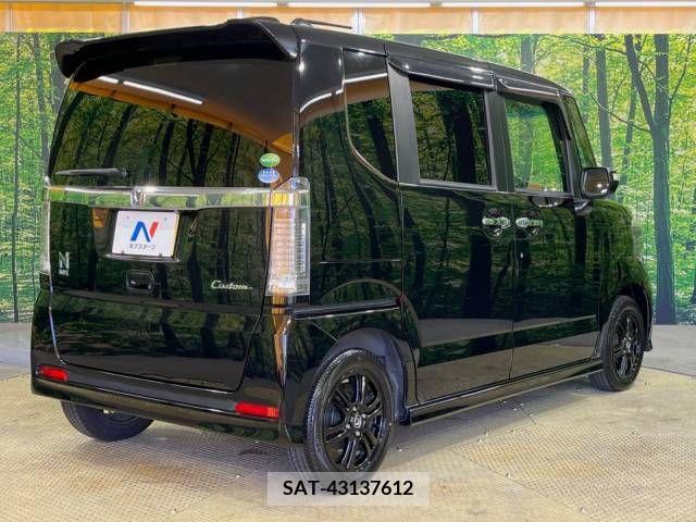 Honda N BOX CUSTOM 2017-09 306705-17