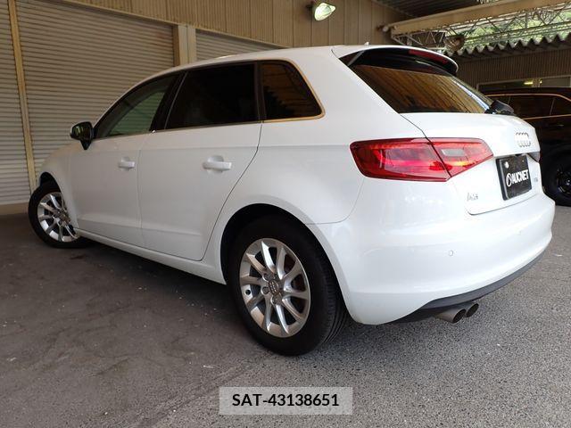 Audi A3 2016-11 349050-2