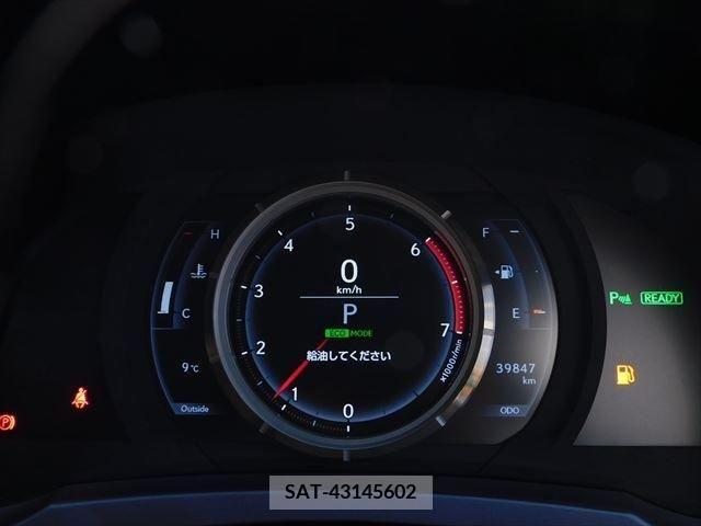 Lexus RC 2018-01 300062-28