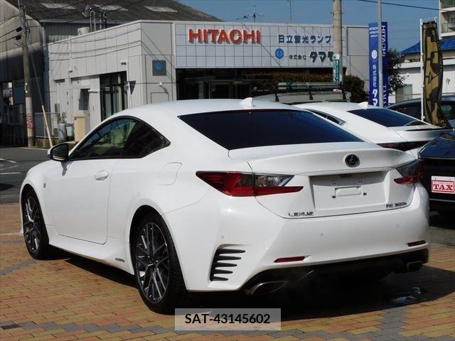Lexus RC 2018-01 300062-5