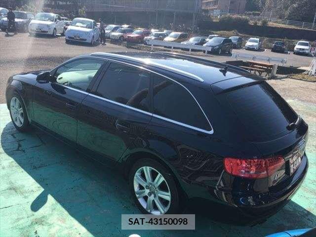 Audi A4 2011-01 352341-6