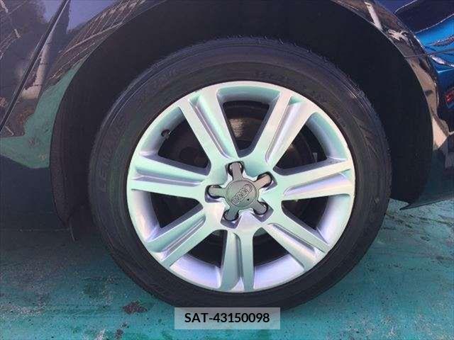 Audi A4 2011-01 352341-8
