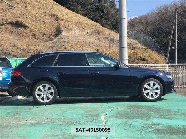 Audi A4 2011-01 352341-3