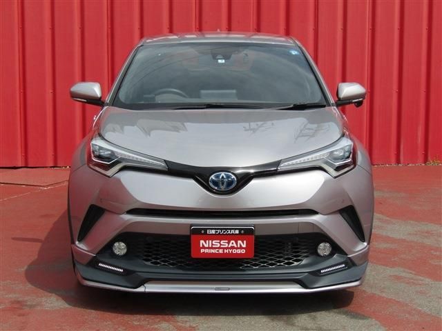 Toyota C-HR 2017-06 5242-23
