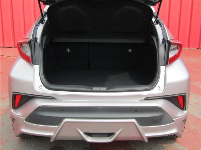 Toyota C-HR 2017-06 5242-7