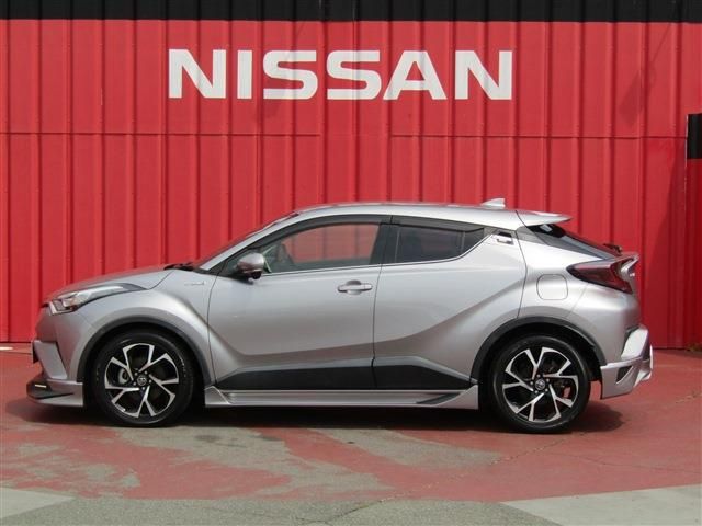 Toyota C-HR 2017-06 5242-19