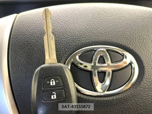 Toyota AQUA 2015-06 356270-6