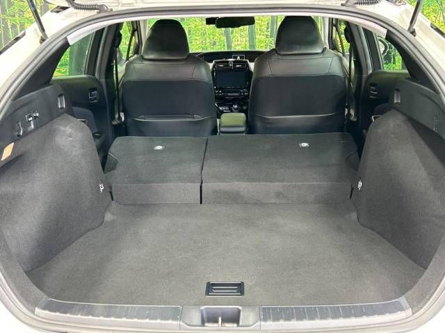 Toyota PRIUS 2019-02 187996-10