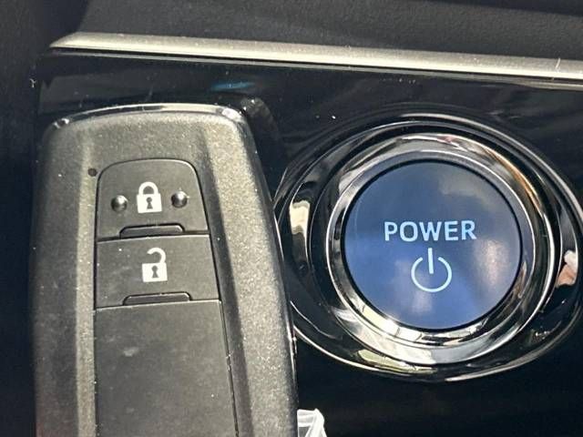 Toyota PRIUS 2019-02 187996-5