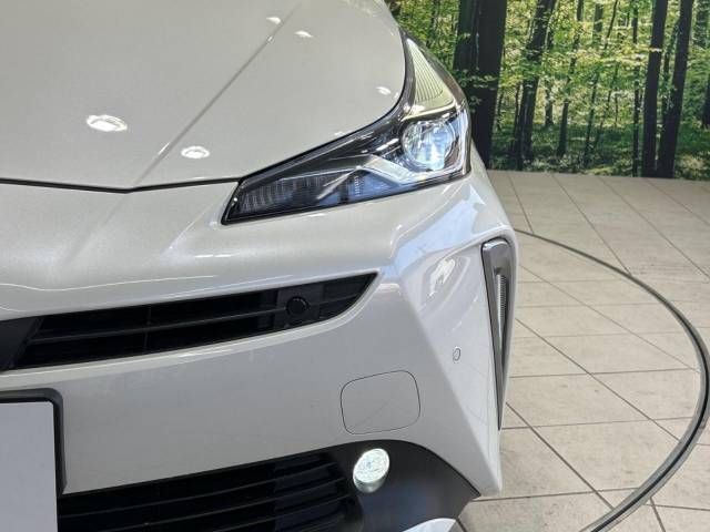 Toyota PRIUS 2019-02 187996-12