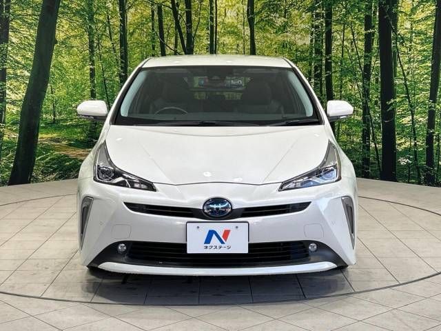 Toyota PRIUS 2019-02 187996-14