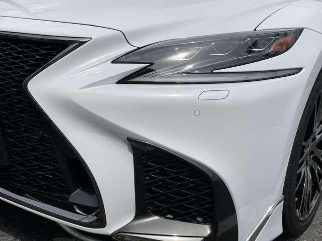 Lexus LS 2018-02 3112-26