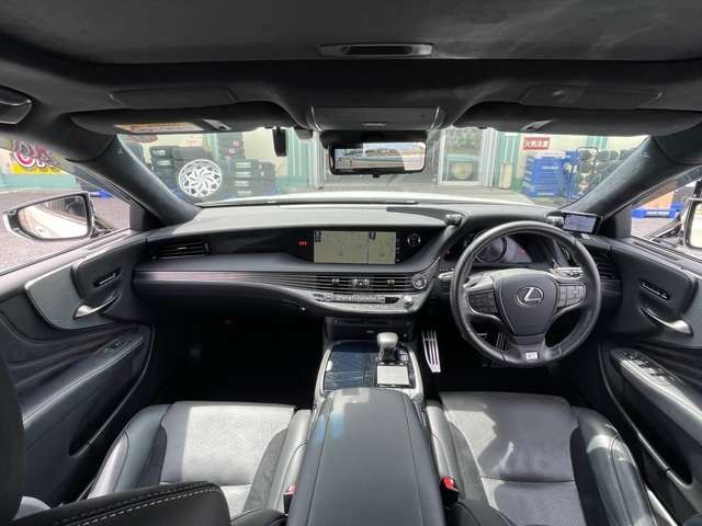 Lexus LS 2018-02 3112-8