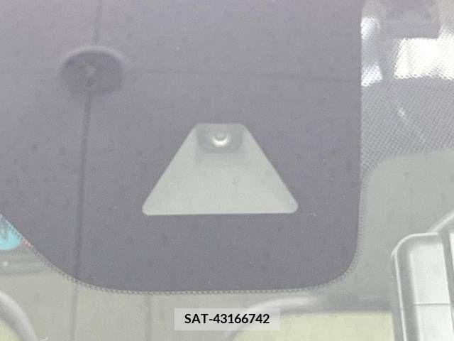 Mitsubishi EK WAGON 2022-03 300875-2