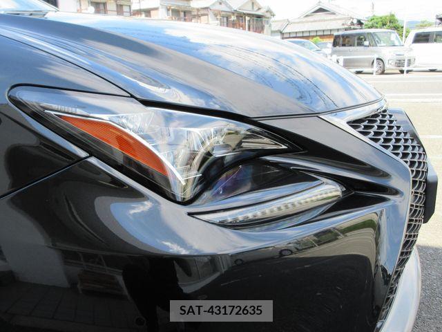 Lexus RC 2018-02 354004-22
