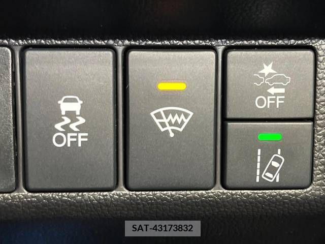 Honda FIT 2018-03 303826-4