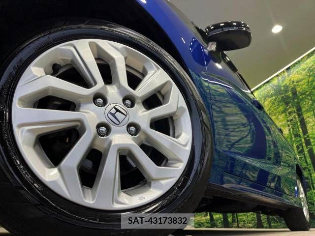 Honda FIT 2018-03 303826-13