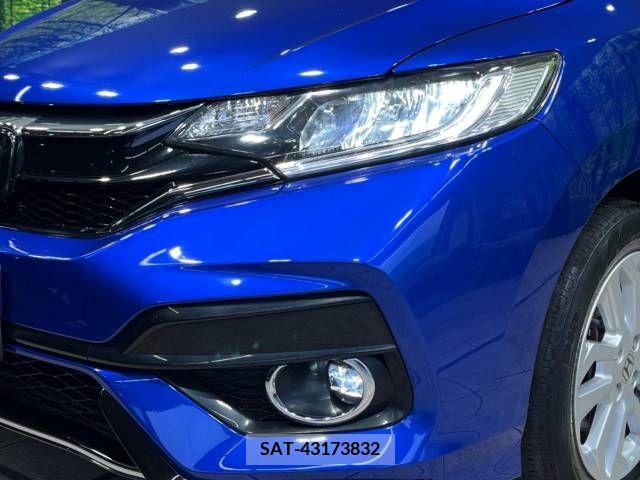Honda FIT 2018-03 303826-12
