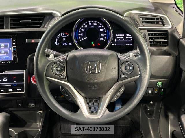 Honda FIT 2018-03 303826-11