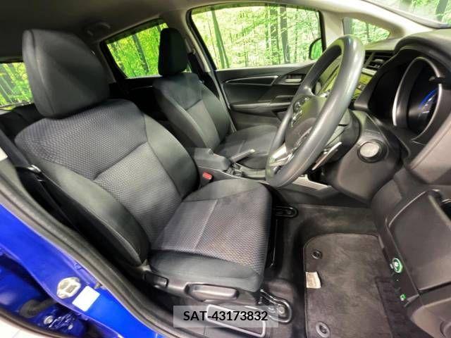 Honda FIT 2018-03 303826-8