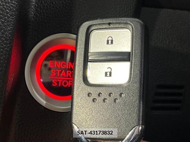 Honda FIT 2018-03 303826-7