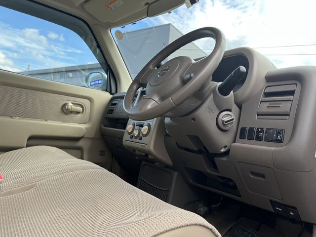 Nissan CUBE 2006-03 19556-7